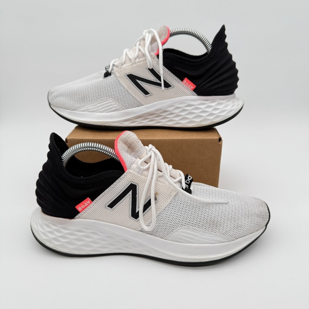 New Balance Fresh Foam Roav Running Shoes Womens Size 10 WROAVLW White Sneakers